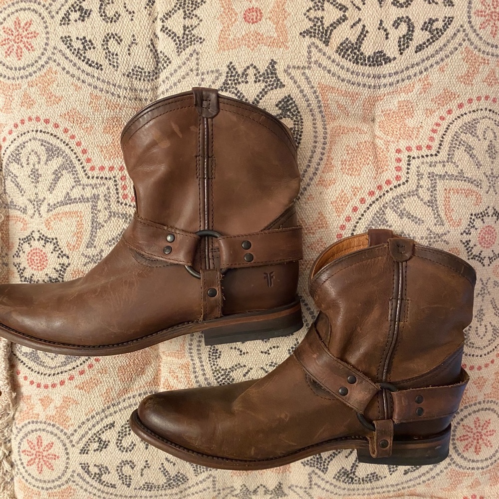 Frye brown ankle boots